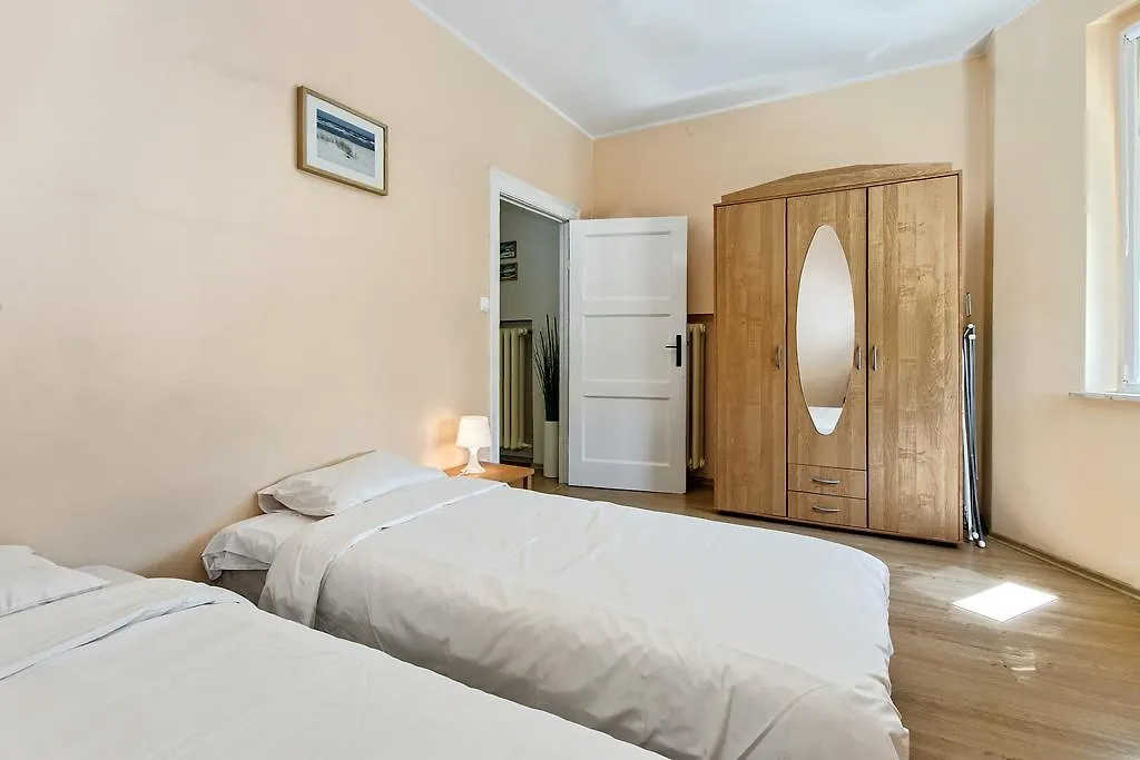 3 City Apartments -Maria Sopot